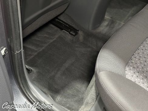 Used 2019 Hyundai Ioniq Plug-In Hybrid image 23