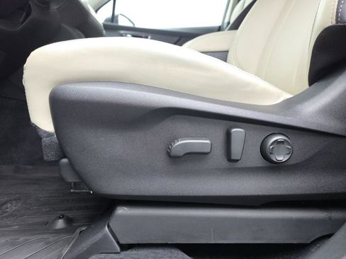 Used 2024 Subaru Ascent Limited AWD/4WD image 22