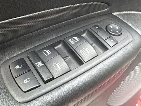 Used 2023 Dodge Durango GT AWD/4WD image 17