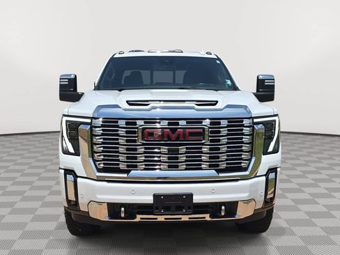 Used 2024 GMC Sierra 2500 Denali w/ Denali Reserve Package AWD/4WD image 2
