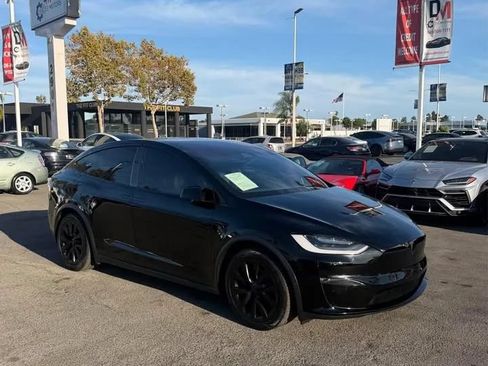 Used 2022 Tesla Model X Plaid AWD/4WD image 3