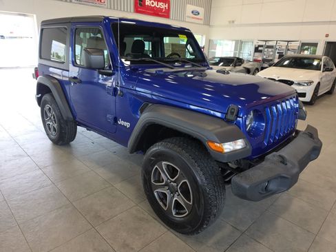 Used 2020 Jeep Wrangler Sport AWD/4WD image 5