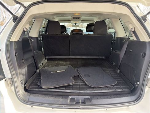 Used 2016 Dodge Journey SXT image 21
