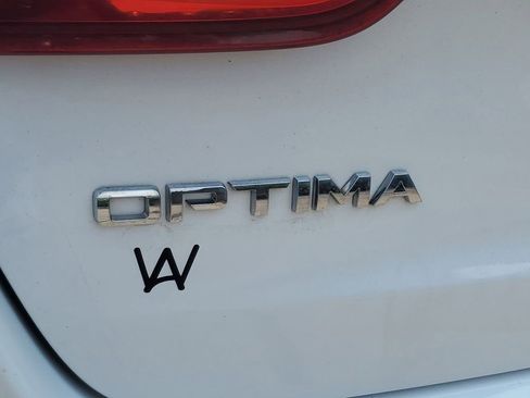 Used 2015 Kia Optima EX image 6