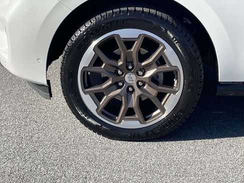 Used 2025 Ford Expedition Max King Ranch image 9