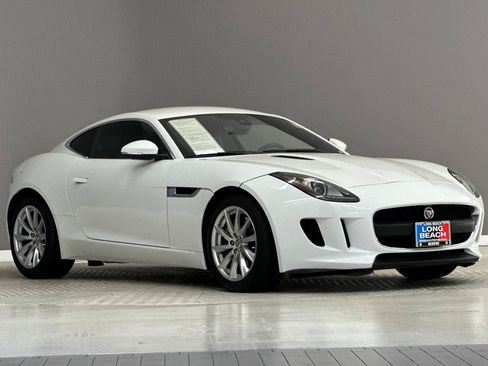 Used 2017 Jaguar F-TYPE Coupe RWD image 7