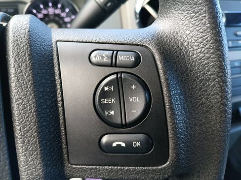 Used 2015 Ford F250 XLT w/ XLT Value Package AWD/4WD image 5