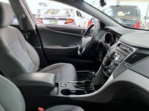 Used 2013 Hyundai Sonata GLS w/ Popular Equipment Pkg FWD image 9