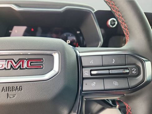 Used 2024 GMC Canyon AT4X AWD/4WD image 19