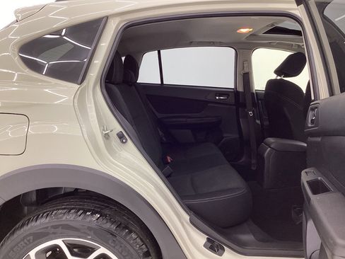 Used 2014 Subaru Crosstrek 2.0i Premium w/ Moonroof Package image 21