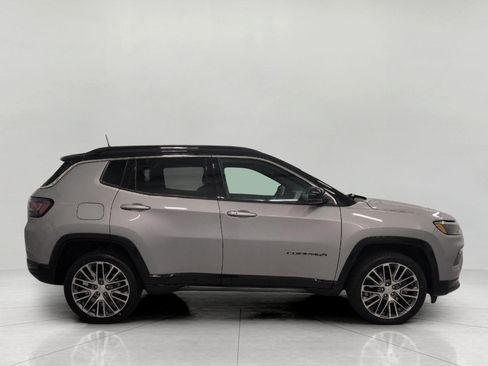 Used 2023 Jeep Compass Limited w/ Elite Group AWD/4WD image 12
