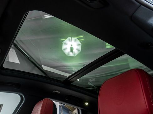 New 2026 Porsche Macan Turbo image 27