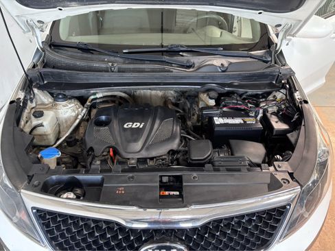 Used 2015 Kia Sportage LX AWD/4WD image 12
