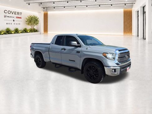 Used 2019 Toyota Tundra SR5 w/ SR5 Upgrade Package RWD image 1