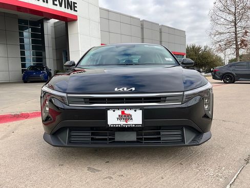 Used 2025 Kia K4 LXS image 4