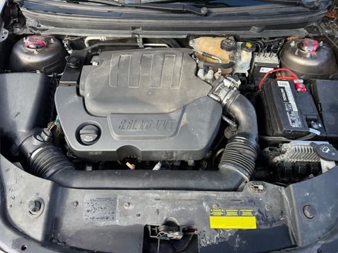 Used 2011 Chevrolet Malibu LTZ w/ HFV6 Engine Package image 29