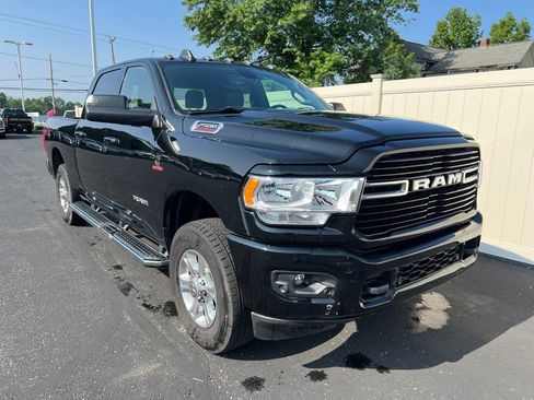 Used 2021 RAM 2500 Big Horn w/ Level B Equipment Group AWD/4WD image 2