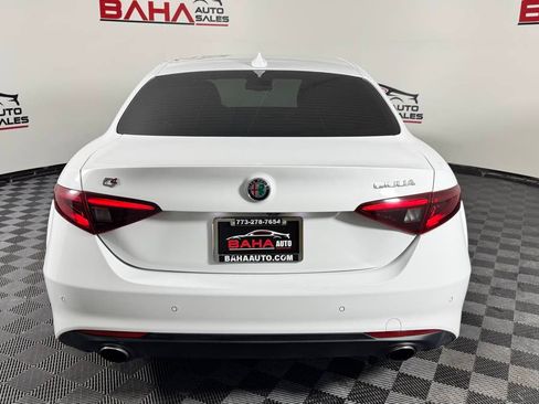 Used 2019 Alfa Romeo Giulia Ti AWD/4WD image 7