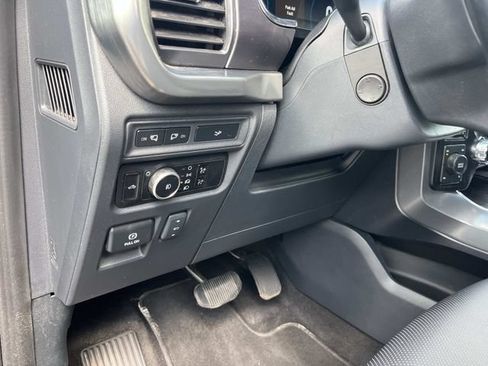Used 2023 Ford F150 Lariat w/ Equipment Group 502A High AWD/4WD image 32