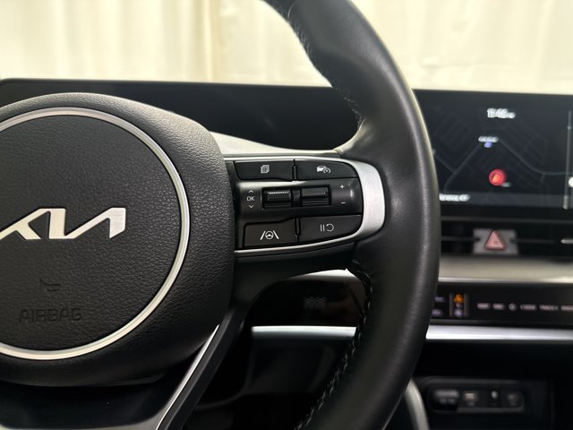 Certified 2025 Kia Sportage EX w/ Premium Package AWD/4WD image 18