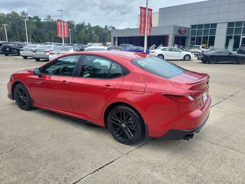 Certified 2025 Toyota Camry SE w/ Convenience Package AWD/4WD image 3