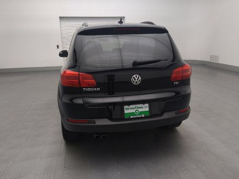 Used 2017 Volkswagen Tiguan Limited w/ Premium Package image 6