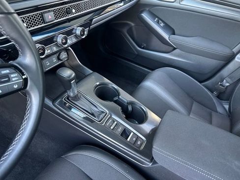 Used 2025 Honda Civic Sport image 22