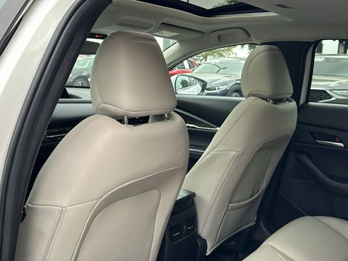 Certified 2025 MAZDA CX-30 AWD 2.5 S w/ Preferred Package image 17