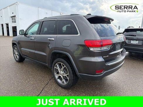 Used 2019 Jeep Grand Cherokee Limited w/ Luxury Group II image 4