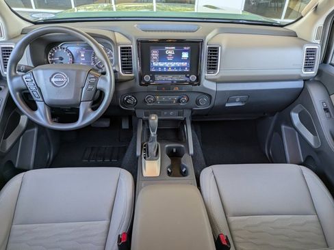 Used 2022 Nissan Frontier SV image 13
