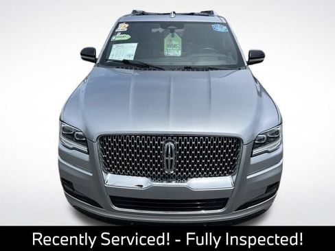 Used 2022 Lincoln Navigator L Reserve RWD image 3