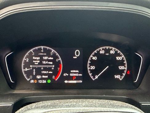Used 2025 Honda Pilot TrailSport image 21