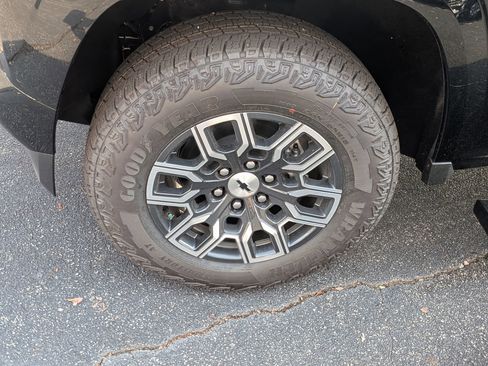 New 2026 Chevrolet Colorado Z71 w/ Technology Package image 11