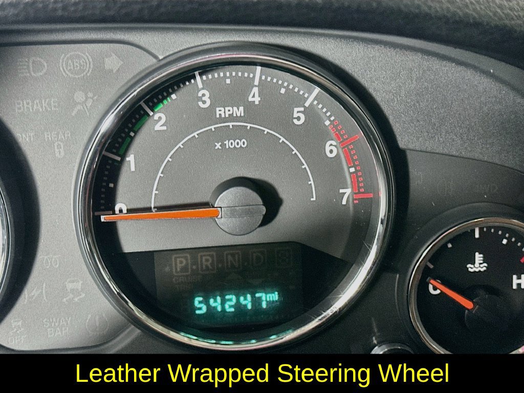 Used 2016 Jeep Wrangler Unlimited Sahara w/ Connectivity Group AWD/4WD image 16