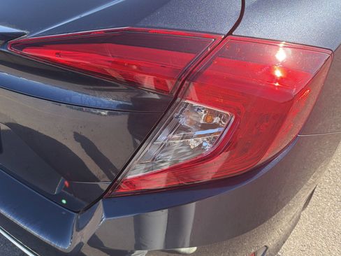 Used 2020 Honda Civic EX image 17