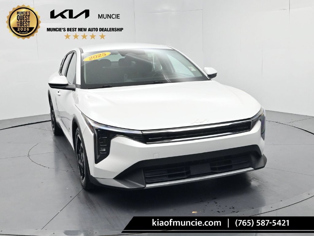 Used 2025 Kia K4 EX FWD image 2