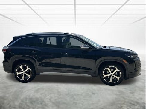 New 2026 Volkswagen Tiguan SE FWD image 6