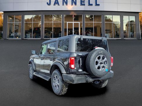 New 2026 Ford Bronco Big Bend image 4