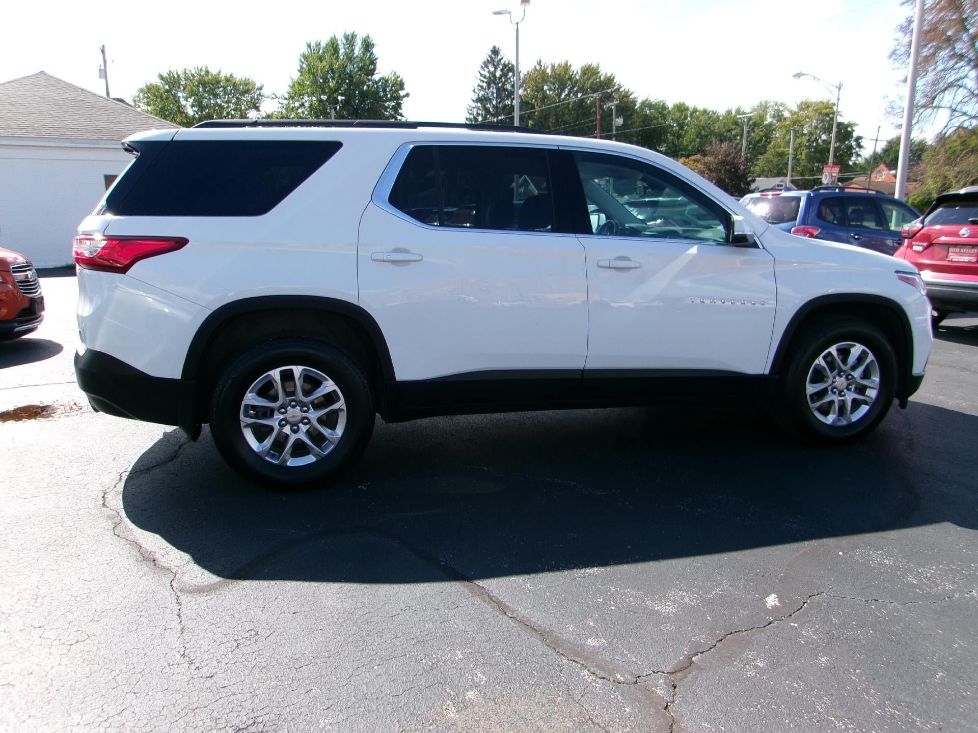 Used 2021 Chevrolet Traverse LT w/ LPO, Floor Liner Package AWD/4WD image 5