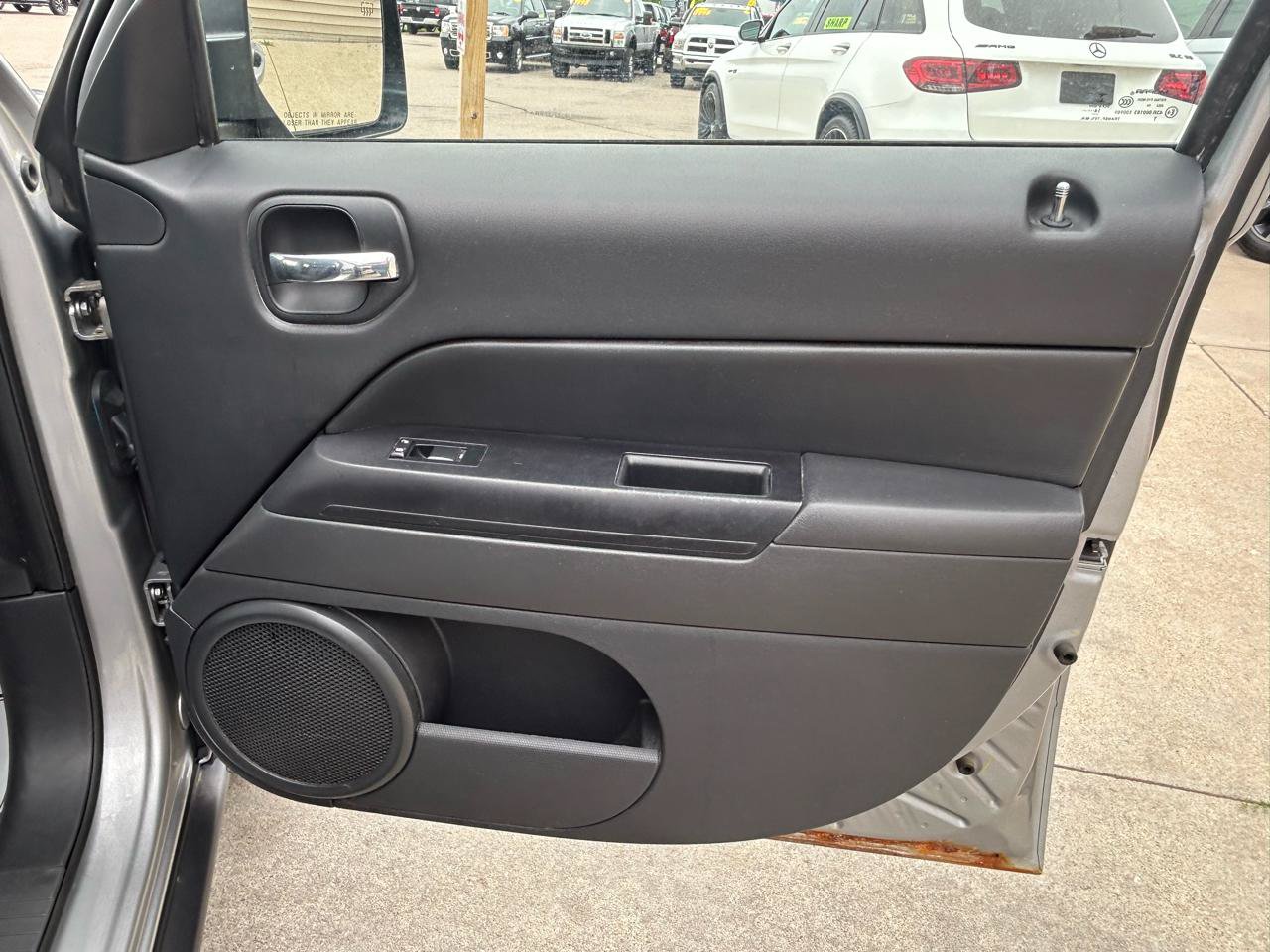 Used 2015 Jeep Patriot Sport w/ Power Value Group FWD image 16