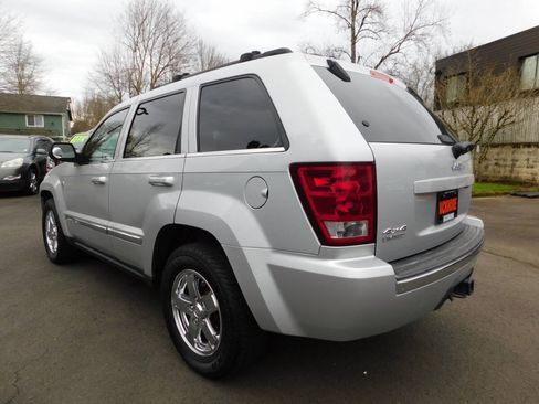 Used 2006 Jeep Grand Cherokee Limited AWD/4WD image 3