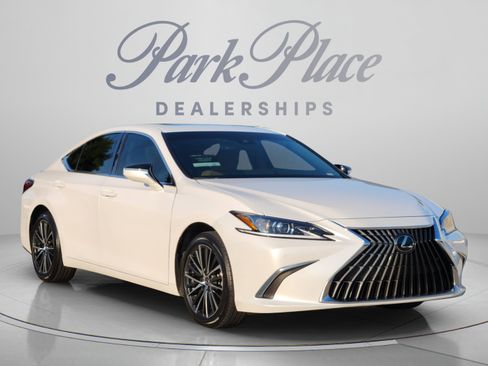 Certified 2025 Lexus ES 350 w/ Premium Package FWD image 6