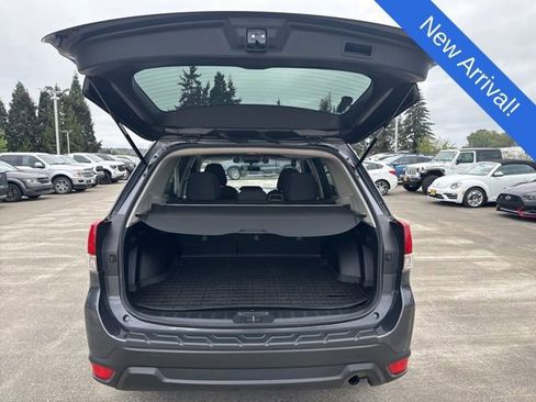 Used 2020 Subaru Forester w/ Alloy Wheel Package AWD/4WD image 9