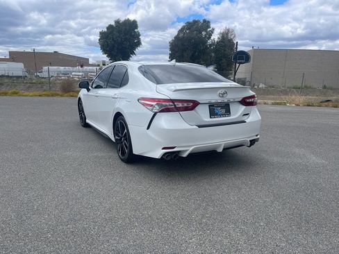 Used 2020 Toyota Camry XSE w/ Navigation Package FWD image 7