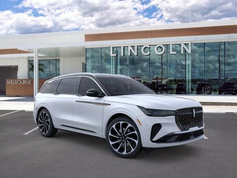 New 2026 Lincoln Nautilus Black Label AWD/4WD image 7