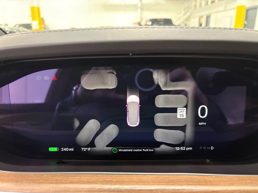 Used 2023 Tesla Model X AWD/4WD image 15