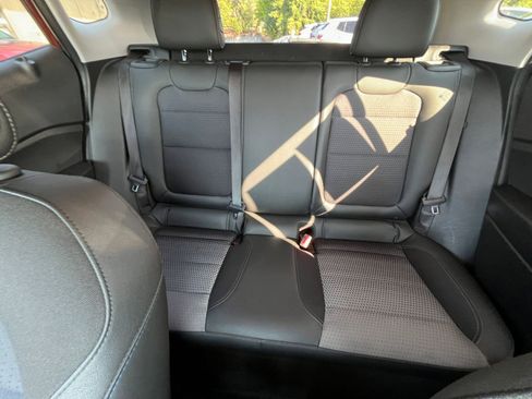 Used 2024 Chevrolet Trax LT w/ Driver Confidence Package image 38