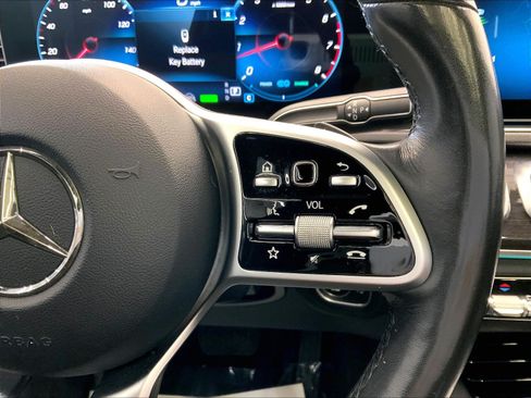 Used 2021 Mercedes-Benz GLE 450 4MATIC image 21