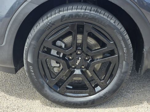 Certified 2024 Kia Telluride EX X-Line AWD/4WD image 12
