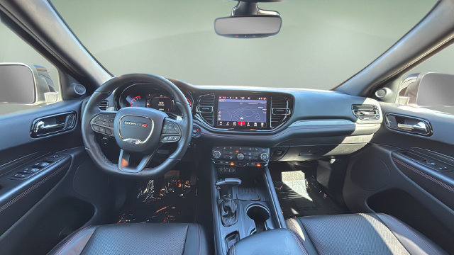 Used 2025 Dodge Durango GT AWD/4WD image 16